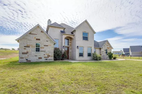 120 War Wagon Cir, Millsap, TX 76066