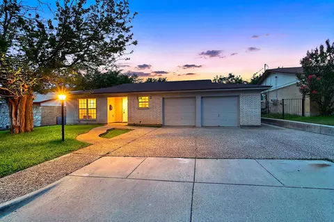 6600 Cervantes Ave, Fort Worth, TX 76133