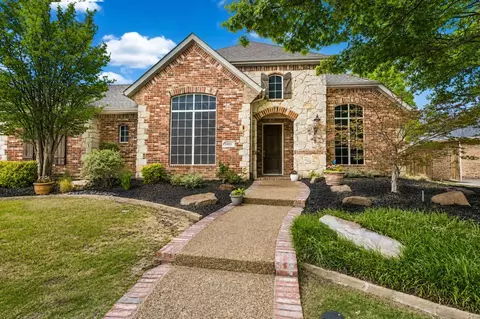 1105 Woodhaven Dr, Mckinney, TX 75072