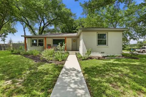 5500 Dennis Ave, Fort Worth, TX 76114