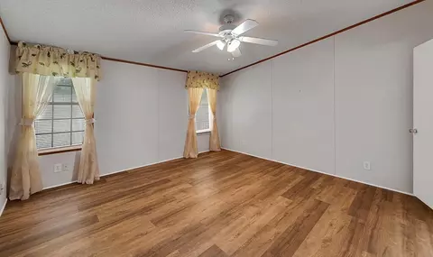 652 Middle Windsor Rd, Mcgregor, TX 76657 photo 15