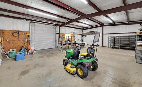 652 Middle Windsor Rd, Mcgregor, TX 76657 photo 34