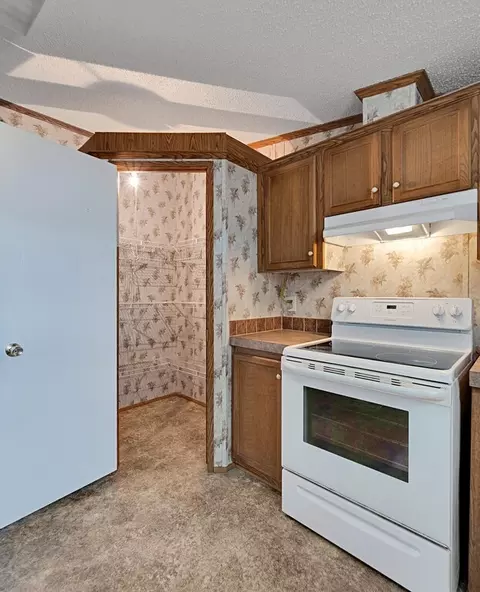 652 Middle Windsor Rd, Mcgregor, TX 76657 photo 12