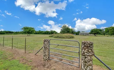 652 Middle Windsor Rd, Mcgregor, TX 76657 photo 36