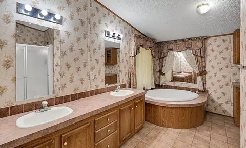 652 Middle Windsor Rd, Mcgregor, TX 76657 photo 18