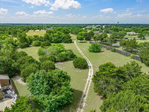 2910 American Sparrow Dr, Midlothian, TX 76065
