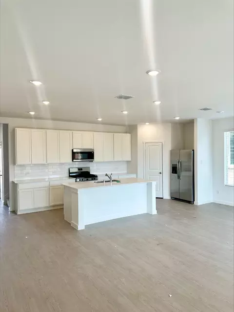 Kitchen - 1129 Blue Spring Dr, Anna, TX 75409 photo 2 of 3