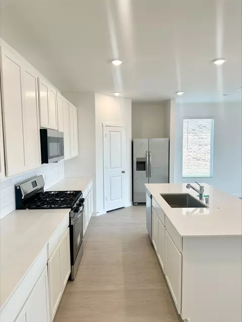 Kitchen - 1129 Blue Spring Dr, Anna, TX 75409 photo 3 of 3