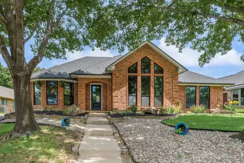 2908 Roaring Springs Rd, Grapevine, TX 76051