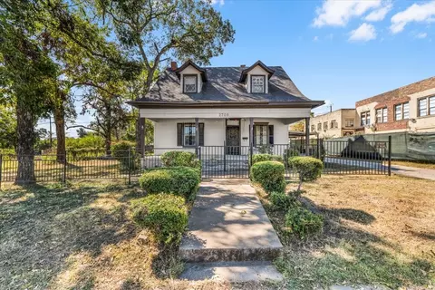 2709 Azle Ave, Fort Worth, TX 76106