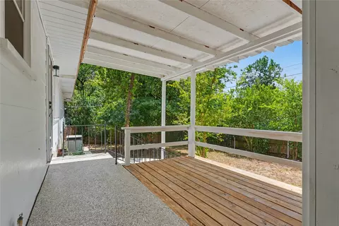 Exterior - 4600 Robinwood Dr, Waco, TX 76708 photo 5 of 8