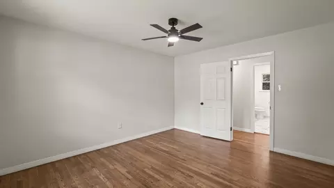 Bedroom - 4600 Robinwood Dr, Waco, TX 76708 photo 2 of 7