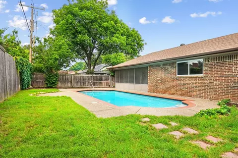3529 Kelvin Ave, Fort Worth, TX 76133