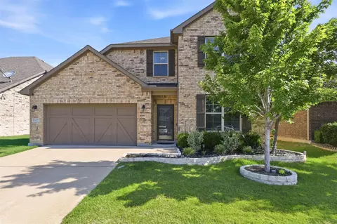 6127 Heron Dr, Aubrey, TX 76227