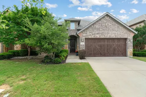 921 Montgomery Way, Lantana, TX 76226