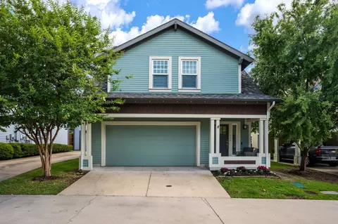 656 Bishop Heights Ln, Dallas, TX 75208