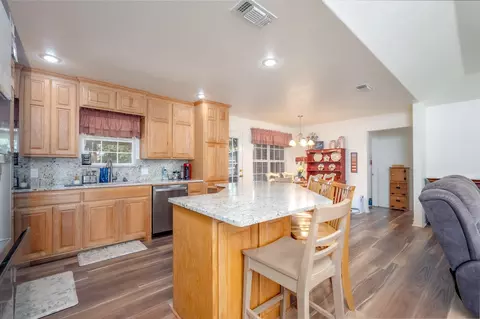 Kitchen - 1113 Devin Dr, Clyde, TX 79510 photo 3 of 4