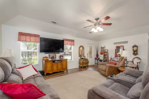 Living - 1113 Devin Dr, Clyde, TX 79510 photo 1 of 3