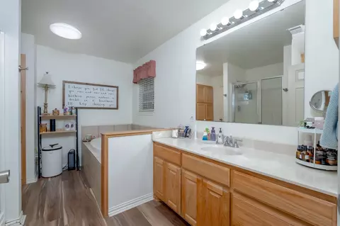 Bath - 1113 Devin Dr, Clyde, TX 79510 photo 1 of 5