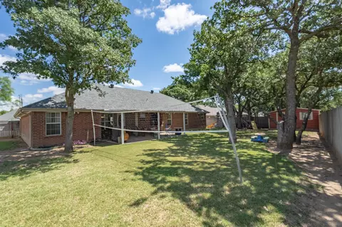 Exterior - 1113 Devin Dr, Clyde, TX 79510 photo 3 of 4