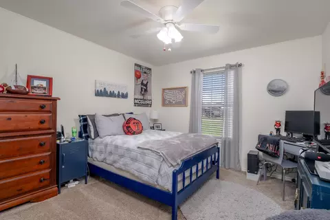 Bedroom - 1113 Devin Dr, Clyde, TX 79510 photo 8 of 9