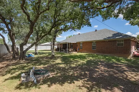 Exterior - 1113 Devin Dr, Clyde, TX 79510 photo 4 of 4