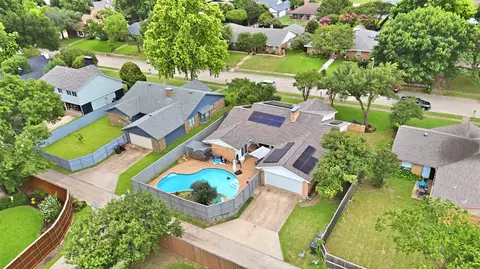 1917 Pleasant Valley Dr, Plano, TX 75023