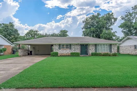1919 Camille St, Bossier City, LA 71112