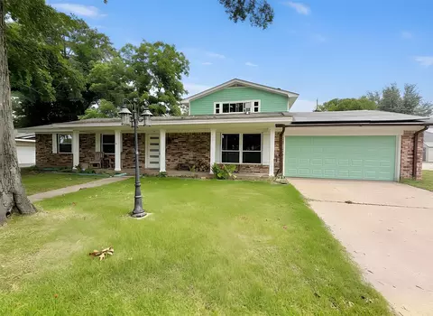 321 Merrell Dr, Sulphur Springs, TX 75482