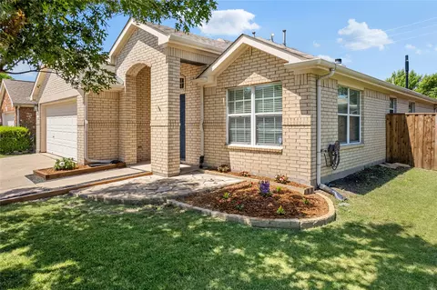 1824 Barton Springs Dr, Little Elm, TX 75068