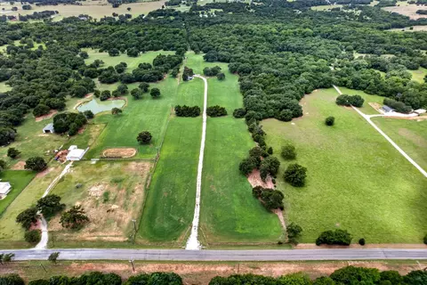 2641 County Road 203, Collinsville, TX 76233