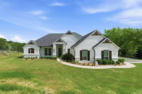 100 Cedar Mountain Dr, Weatherford, TX 76085