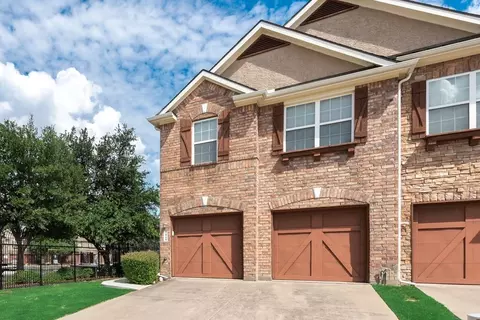 5868 Stone Mountain Rd, The Colony, TX 75056