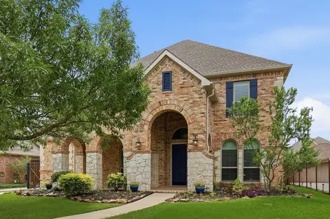 2518 Merlin Dr, Lewisville, TX 75056