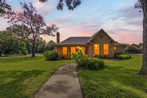 417 N Hamburg St, Bremond, TX 76629