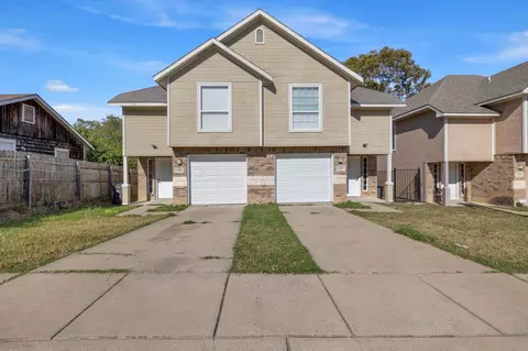 1205 E Powell Ave, Fort Worth, TX 76104