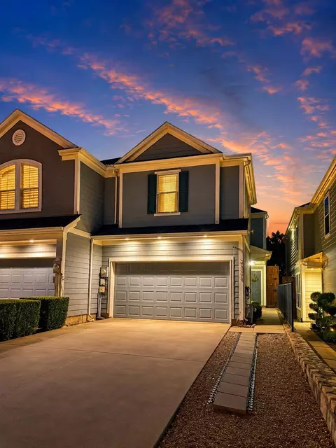 2328 Throckmorton St, Dallas, TX 75219