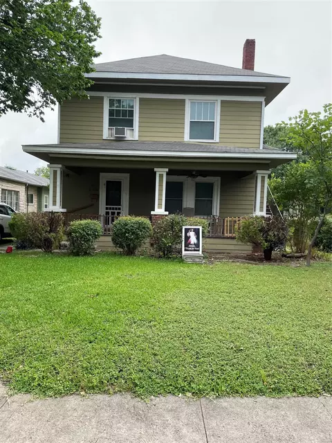 229 N Marlborough Ave, Dallas, TX 75208