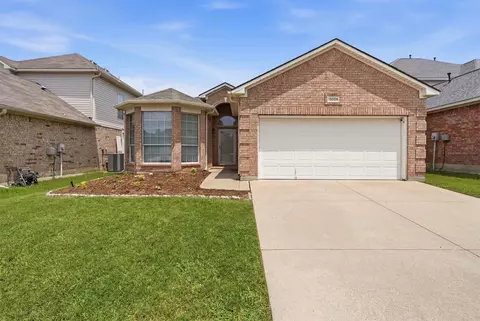 12908 Hurricane Ln, Fort Worth, TX 76244
