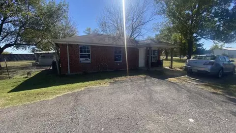 202 E Cook St, Royse City, TX 75189