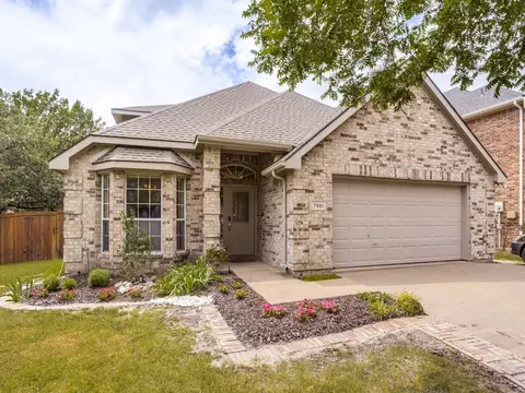 7901 Stonehaven Ln, Rowlett, TX 75089