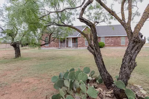 206 Crooked Creek Rd, Abilene, TX 79602