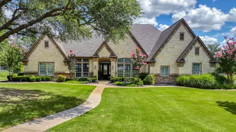 115 Autumn Springs Ct, Weatherford, TX 76087
