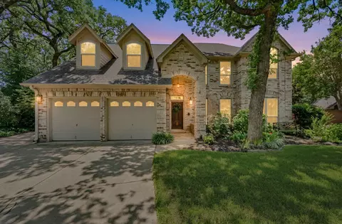 3906 Brookfield Dr, Arlington, TX 76001