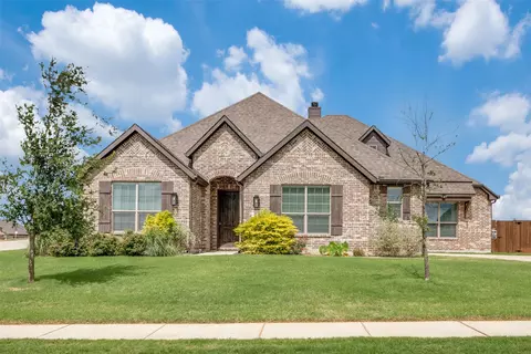 12701 Whispering Wind Dr, Godley, TX 76044