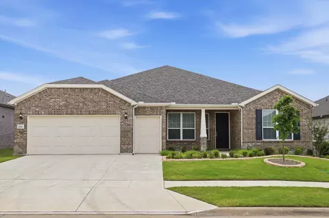1112 Cornerstone Dr, Krugerville, TX 76227