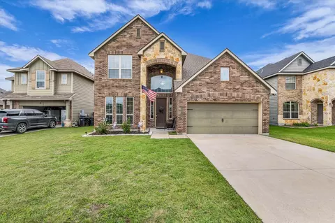 10828 Aurora Dr, Waco, TX 76708