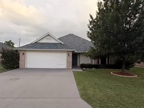 1023 Porter Pl, Sanger, TX 76266