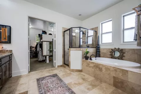 Bath - 6017 Ricks Rd, Denton, TX 76210 photo 4 of 5