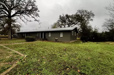 622 N Main St, Grand Saline, TX 75140